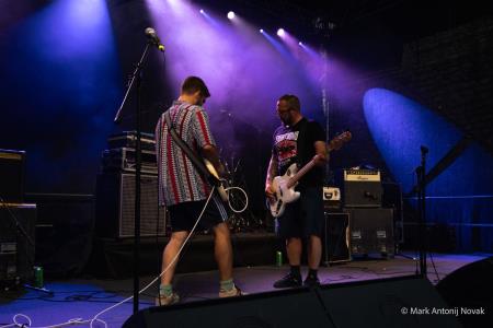 Sreda, 14. avgust (48)